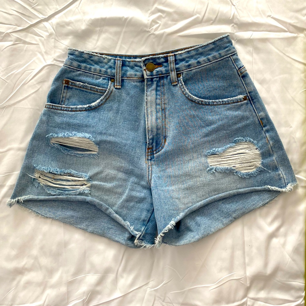 Billabong denim cut off shorts